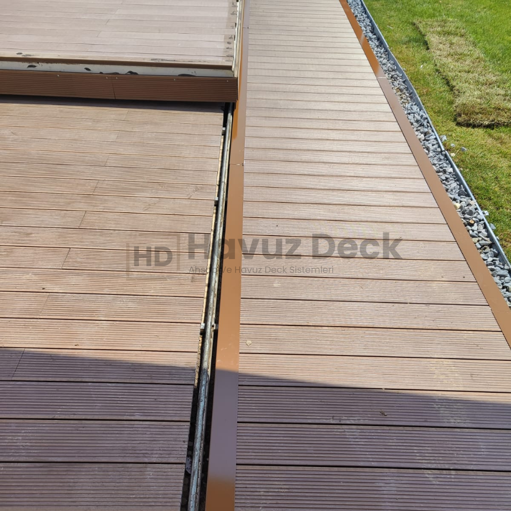 Havuz Kenarı Zemin Kaplama